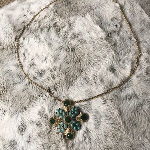Banana Republic Necklace like new